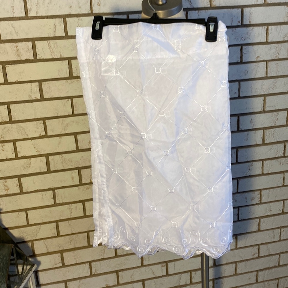 Valance panels (2) white sheer 2 in rod pocket 29”w x24”L